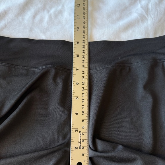 Izod Performx Women's Athletic Capri Yoga Pant Leggings Black Medium Stripe - Picture 8 of 12